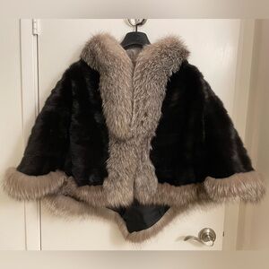 MINT cond GENUINE fully let out SAGA black MINK FUR cape with pastel FOX trim